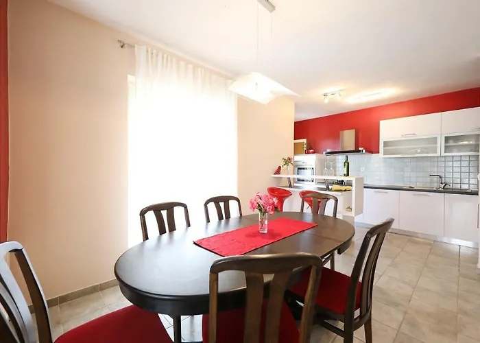 Easyliving House Near Zadar بيت للعطل *
