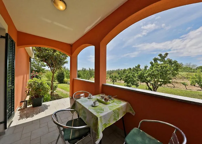 Дом отдыха Easyliving House Near Zadar Поседарье